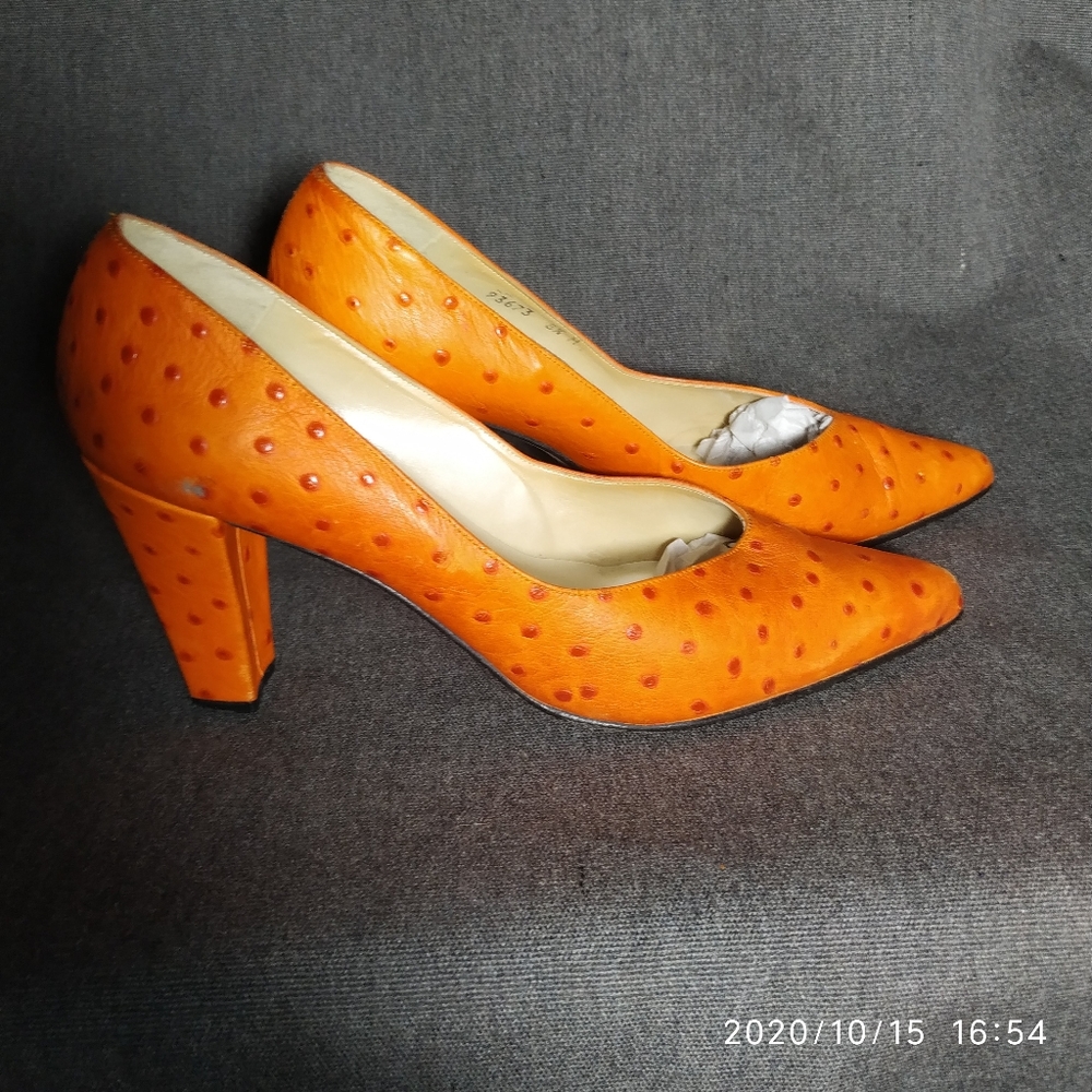 Orange shoes Proxy made in Spain sz 8.5 @36